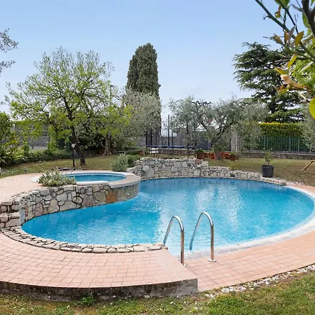 בית נופש Casa Alessandra *